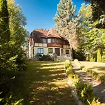 Pod Swierkami Pensión 3*
