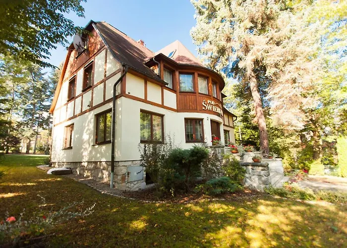 Pod Swierkami Guest house 3*