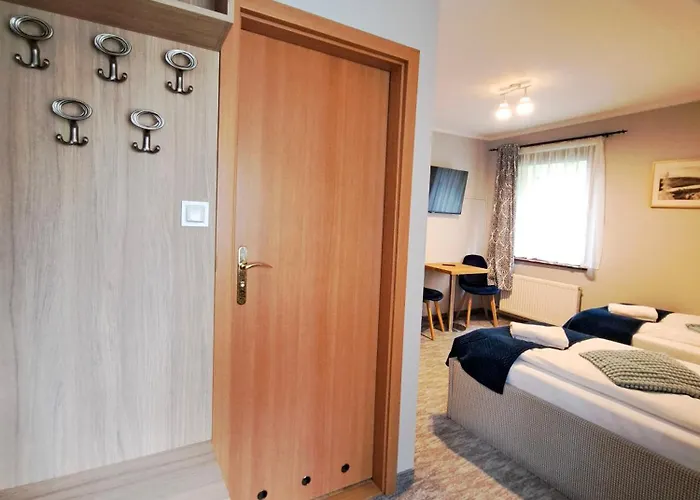 Pod Swierkami Guest house